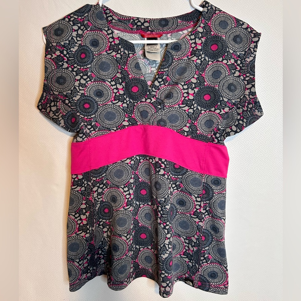 The North Face Pink Graphic Cap Sleeve Blouse
